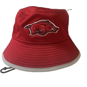 New Era Arkansas Razorbacks NCAA Game Day Floppy Crimson White Bucket Hat OSFM